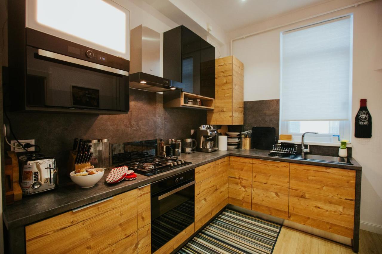 Color Apartments Corneliu Coposu 1A Street Bucarest Exterior foto