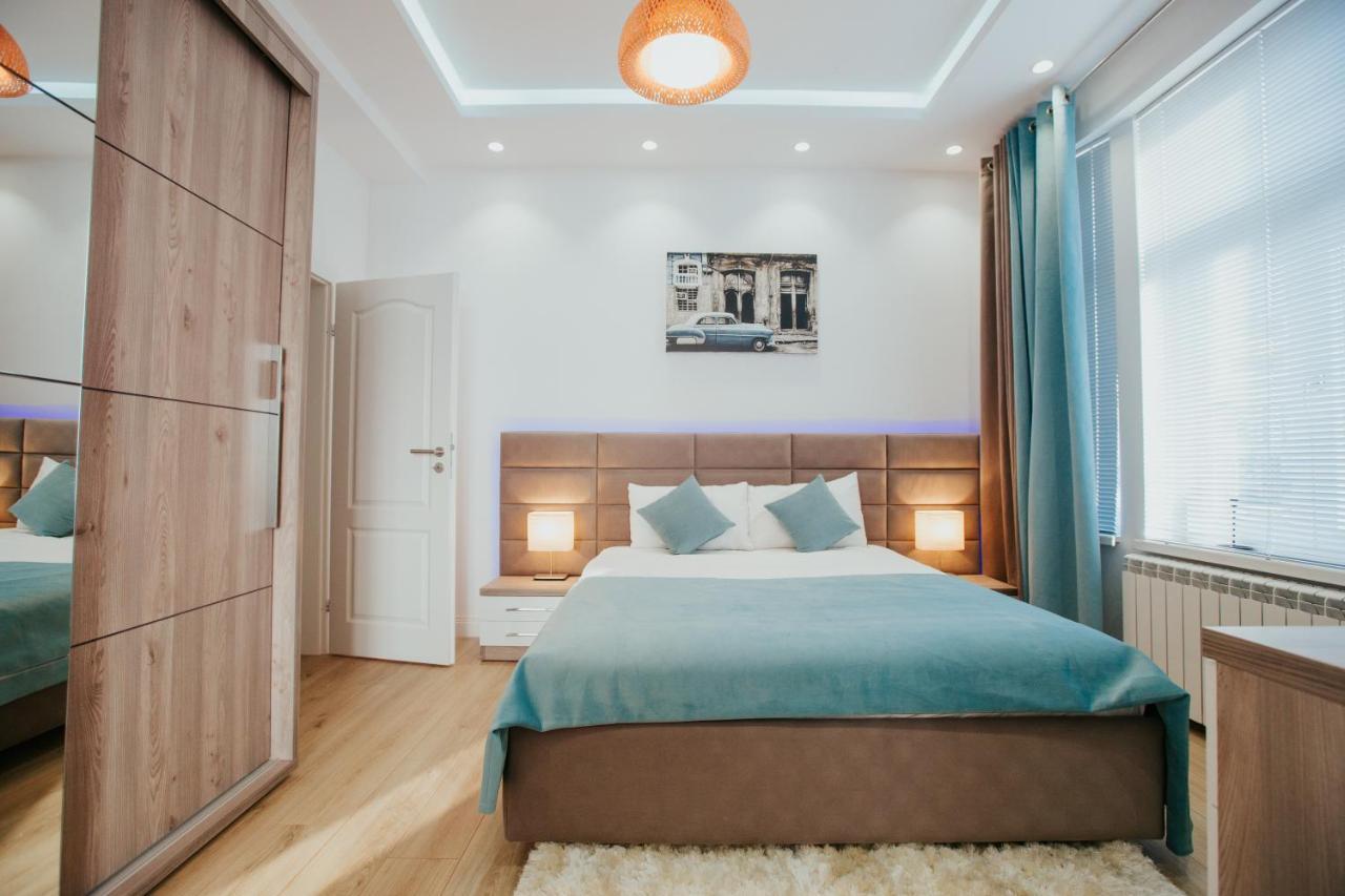 Color Apartments Corneliu Coposu 1A Street Bucarest Exterior foto