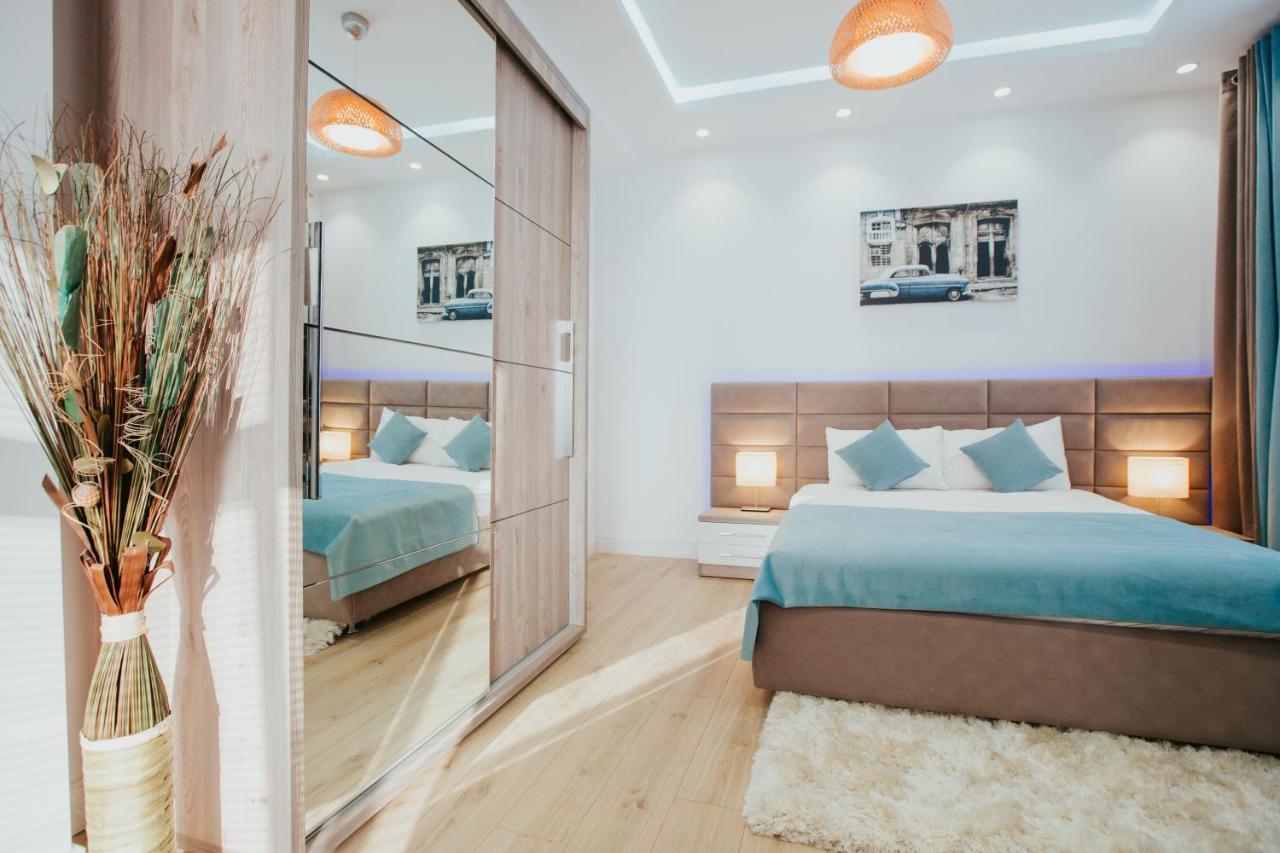 Color Apartments Corneliu Coposu 1A Street Bucarest Exterior foto