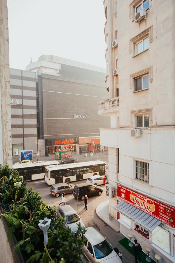 Color Apartments Corneliu Coposu 1A Street Bucarest Exterior foto